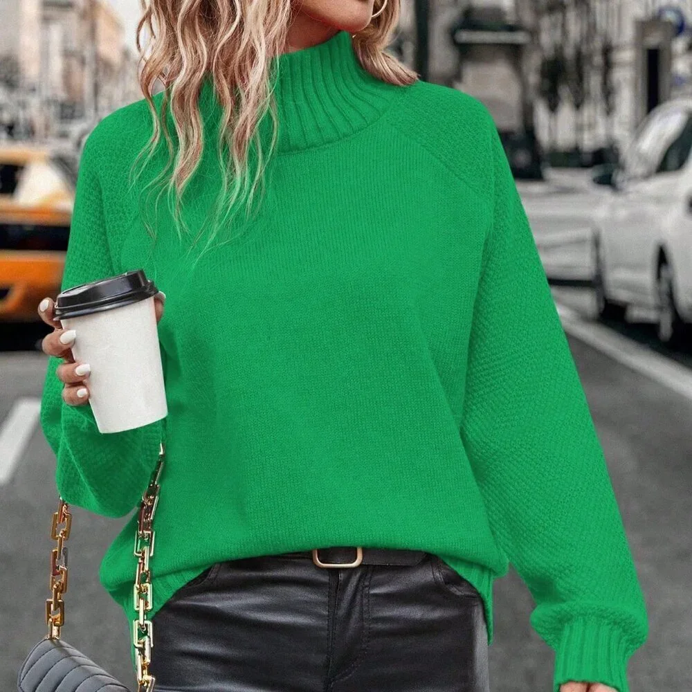 Green Casual Women's Turtleneck Pullover Sweater with Raglan Sleeve